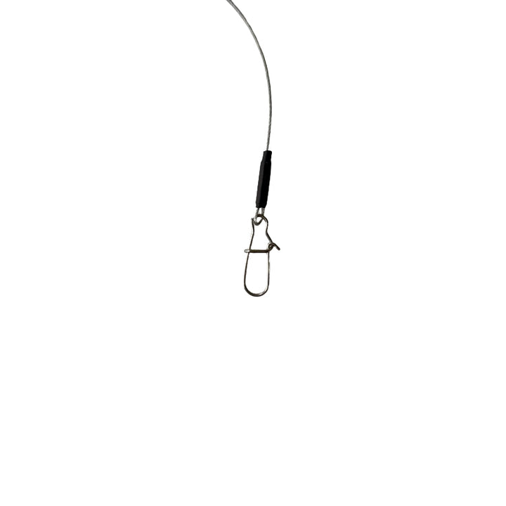 The image shows a fishing leader with a thin wire and a swivel clip at one end. The clip connects to a metal swivel with a circular loop.